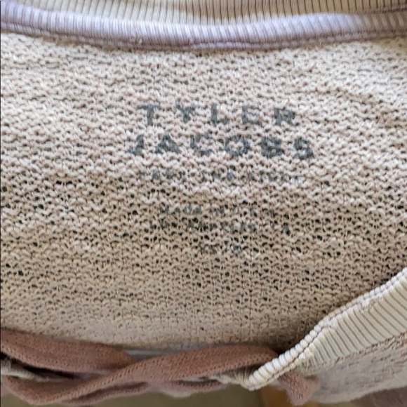 Tyler Jacobs distressed top - Picture 4 of 6